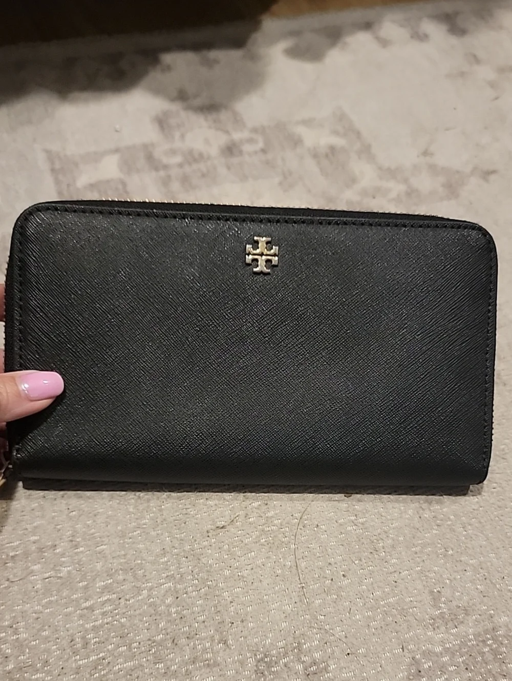 Tory Burch Black Leather Zip Wallet with Gold Logo